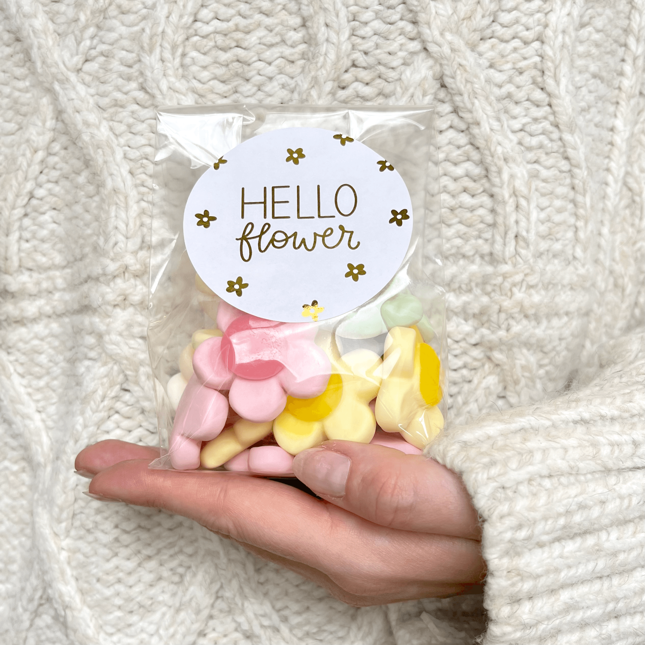 BearHugs – wholesale Gummy – Gummy Flower Sweets - Choose Your Message!6