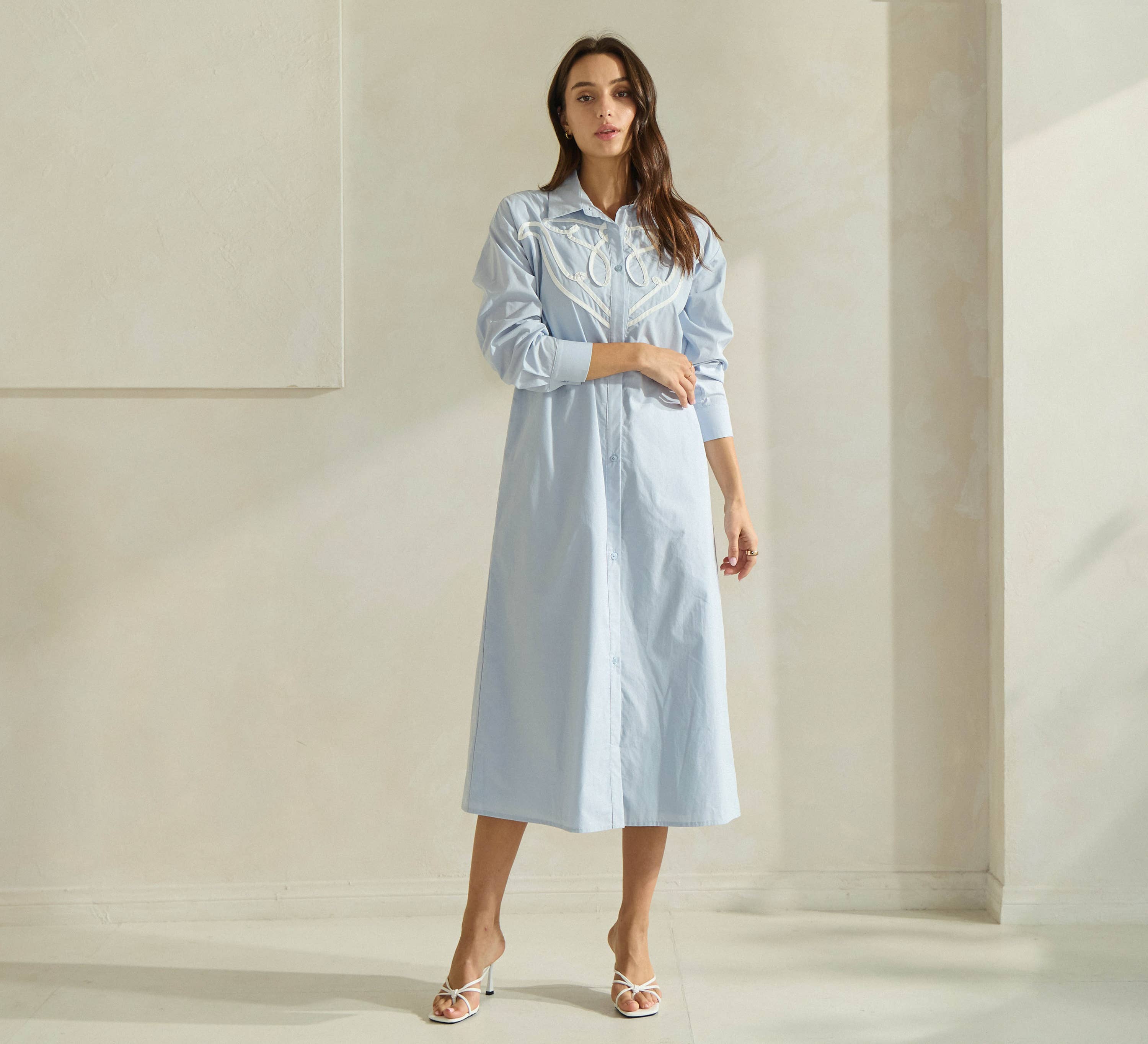 Able - Venta al por mayor Vestido - Mujer - Vestido camisero de algodón con detalles en contraste4