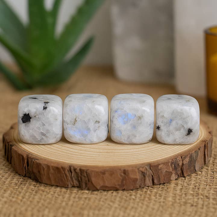 VIE – wholesale Spiritual stone/crystal – Crystal Cube, 2-2.5cm29