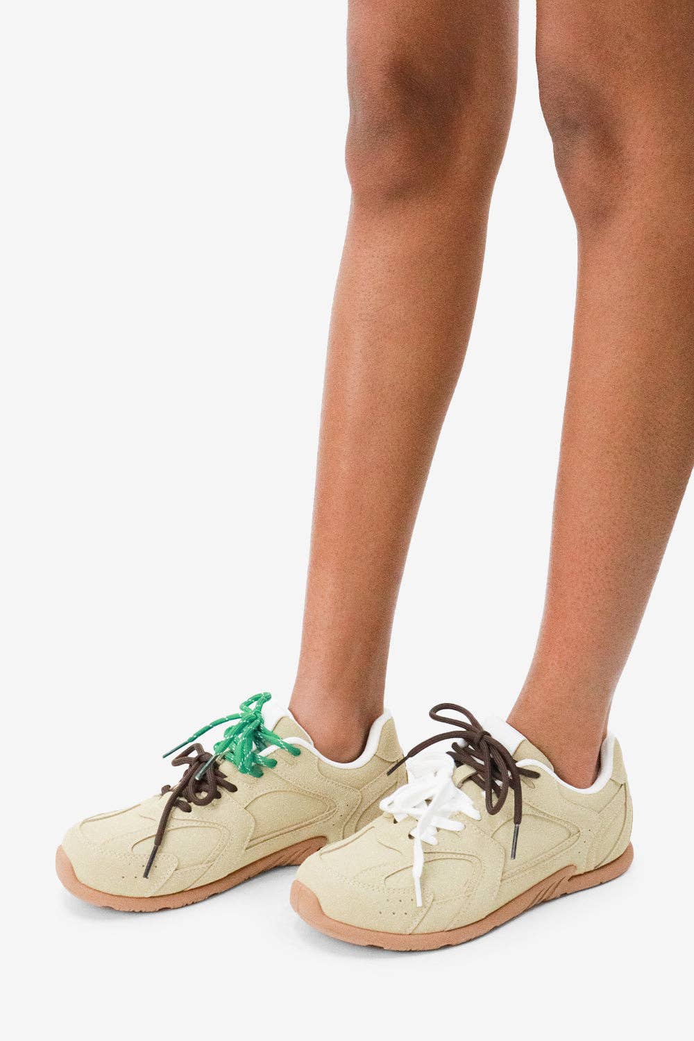 Lemonade Shoes - Wholesale Lifestyle trainers – Women′s - EXTRA MILE - Earth-Tone Chunky Sneakers w/ Contrast Lacing1