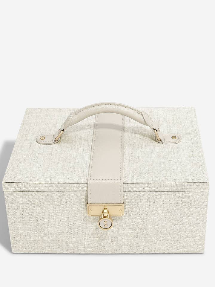 Lyxig klassisk smyckeskrin i havregrynsfärg och linne för wholesale av Stackers