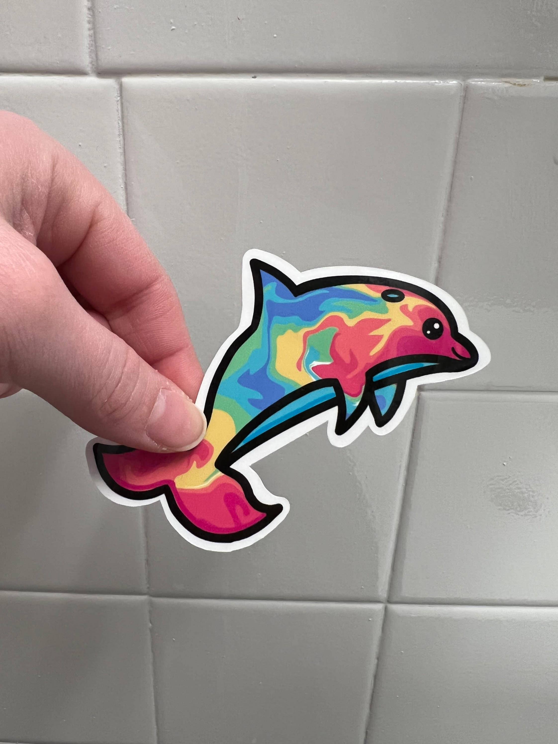 Buzz Tie Dye Creations – Engroshandel Klistermærke – Dolphin Sticker, Tie Farve/Rainbow (Regelmæssig eller Mini) -VANDTÆT, Laptop Sticker, Sød klistermærke, Bil Sticker, Vejrbestandig Sticker1