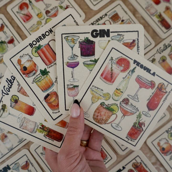 artxnikki - Venta al por mayor Posavasos - Juego de 4 posavasos clásicos para cócteles (bourbon, ginebra, vodka, tequila)