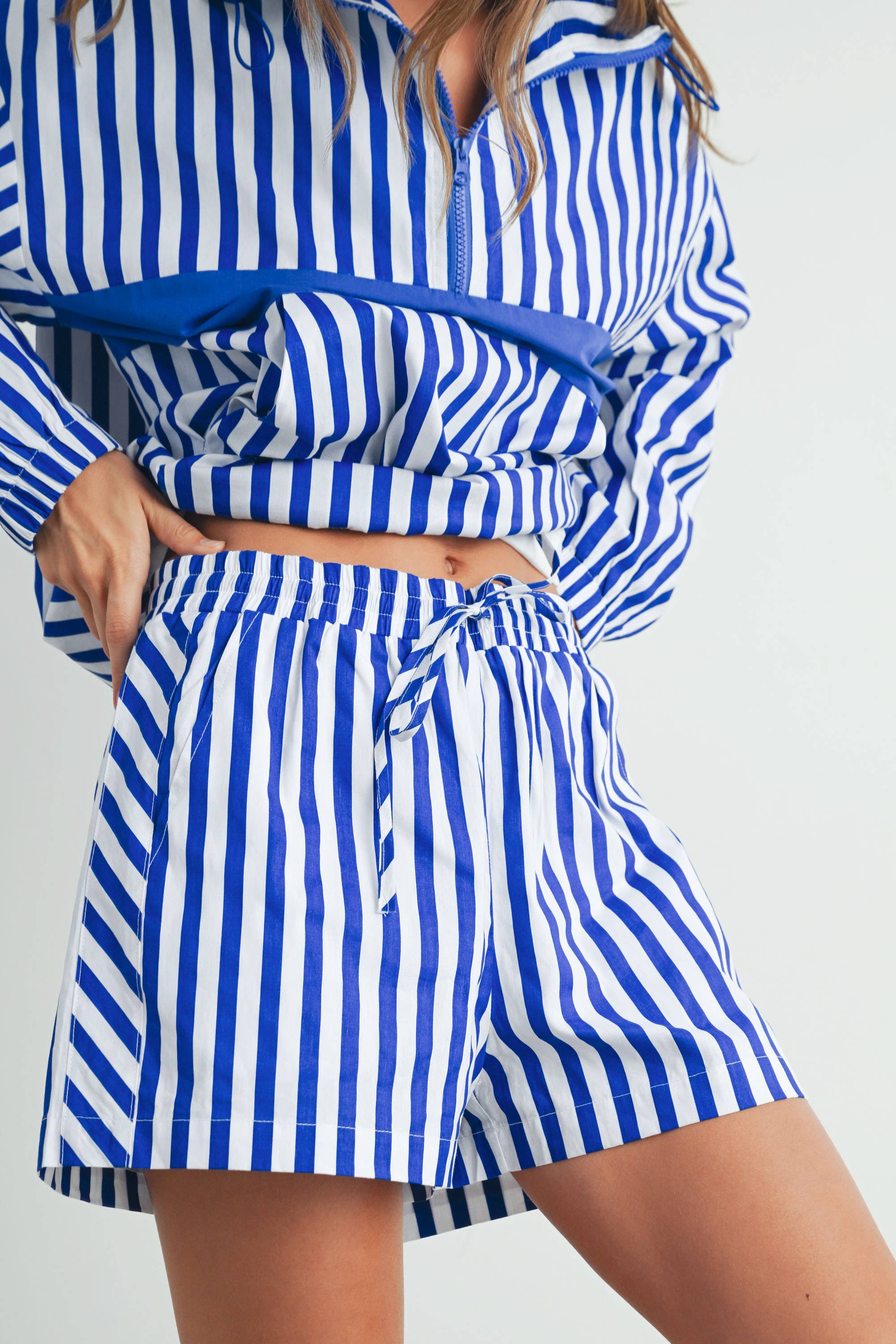 BUTTERMELON - Vendita all'ingrosso Pantaloncini - Donna - Shorts boxer a righe con tasche e coulisse - BMP753415