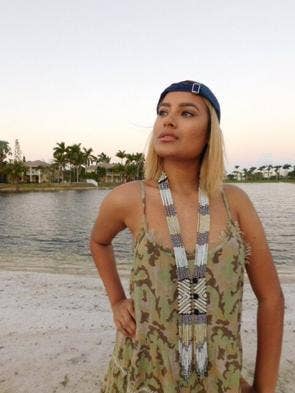 Ranee's Accessories – Großhandel Kette mit Anhänger/Charm – Spitzen-Halsketten1