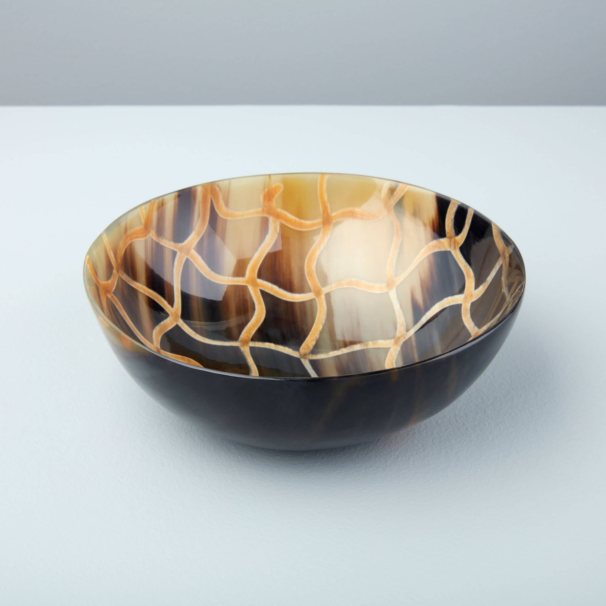 Be Home - Wholesale Decorative Plate/Dish/Bowl - Fishnet Horn Bowl, Large0