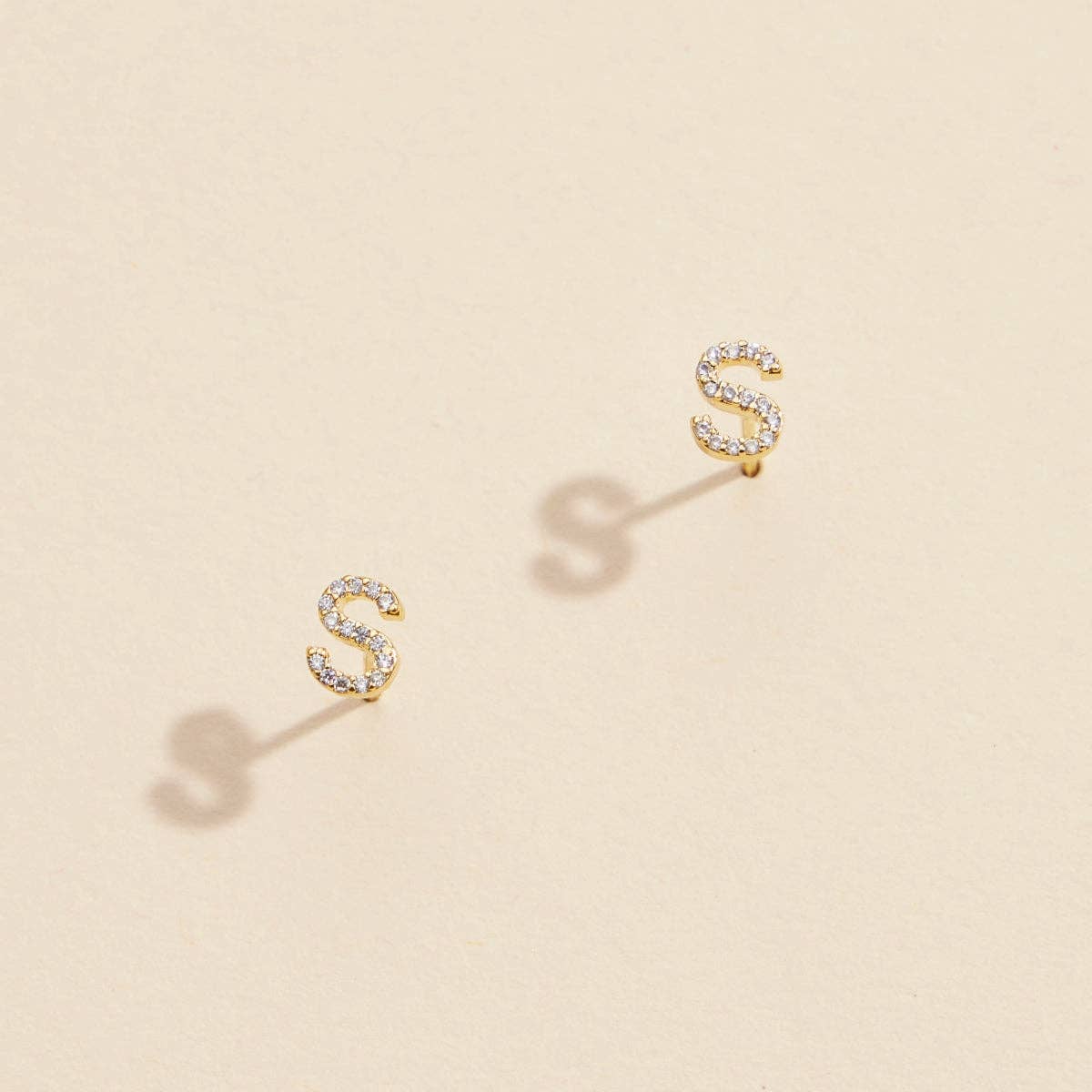 Lilla Haven - Wholesale Stud/Post Earrings - Initial Letter Stud Earrings – 12 Pack Bundle in Gold or Silver20