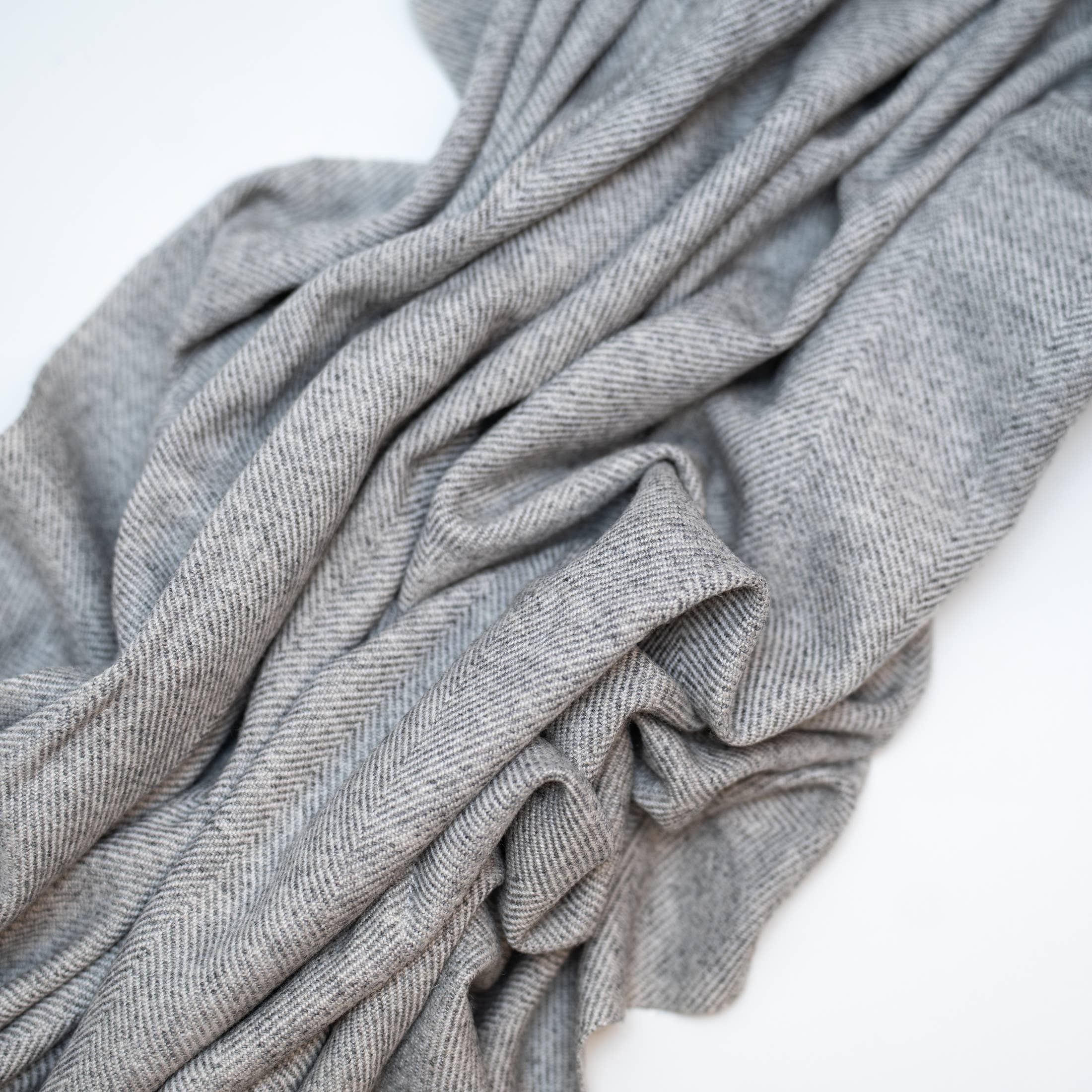 ART HIMALAYAN TRADING LTD - Wholesale Throw Blanket - Christmas Luxury Herringbone Cashmere Blanket Travel throw4