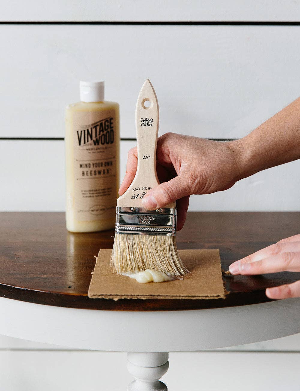 A Makers' Studio - Venta al por mayor Pinceles de pinturas/ceras - Brocha plana para astillas de pintura de 2.5 pulgadas4