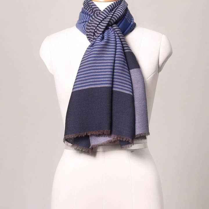 SVEZElife - Wholesale Scarf - Women's - Coastal Stripe Woven Wool Scarf - Blue | SVEŽElife2