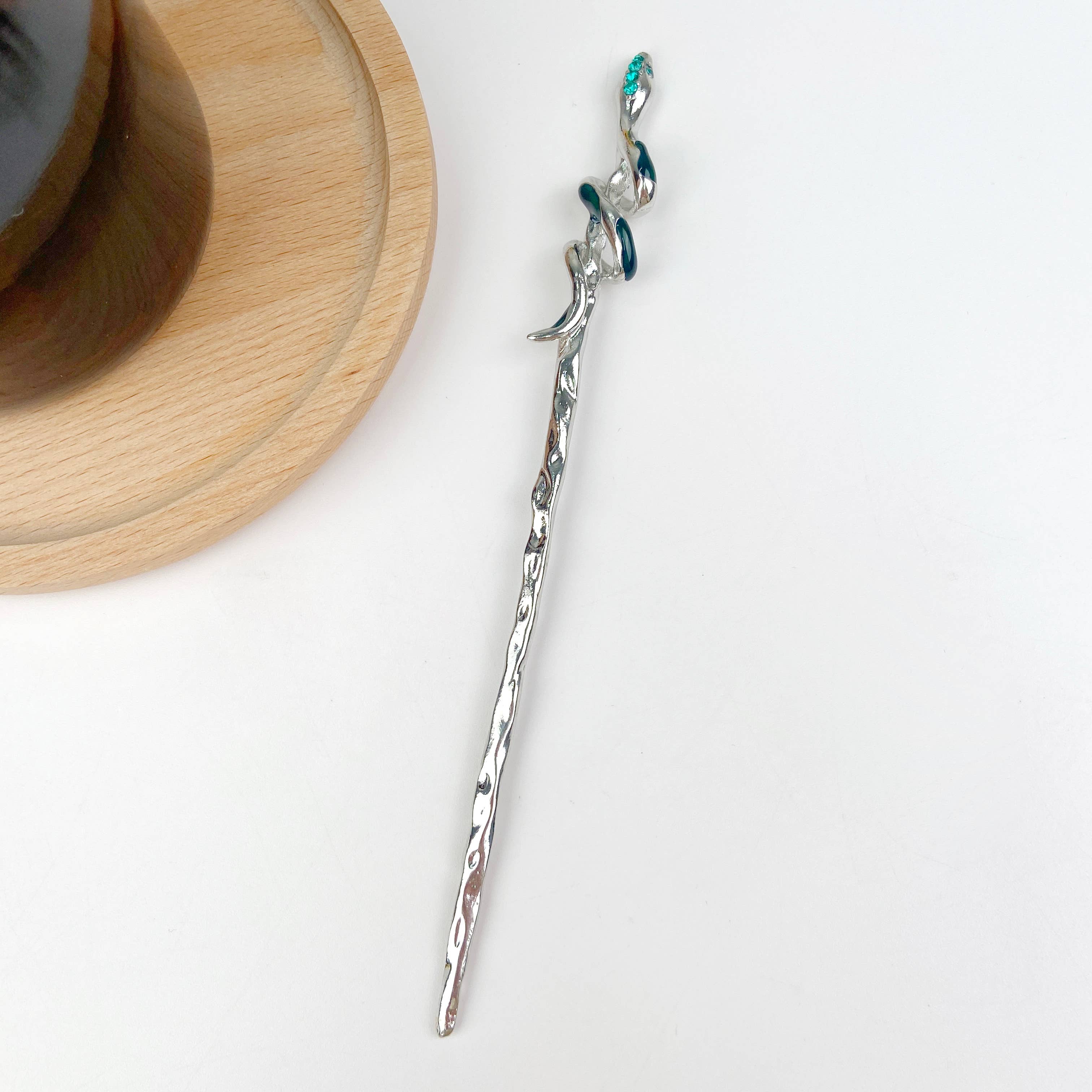 TheDivaSoap - Wholesale Hair Pin - Green-eyed snake metal hairpin2