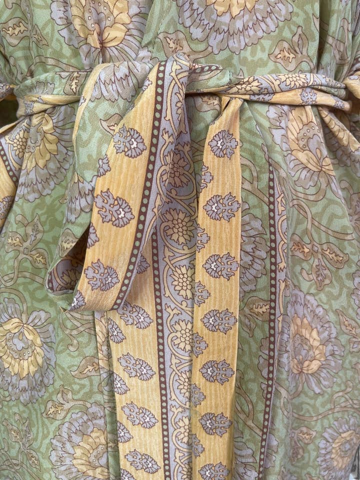 sariKNOTsari - Wholesale Jacket – Women's - PRC7852 Avatar Pure Silk Kimono-Sleeved Jacket with Belt2