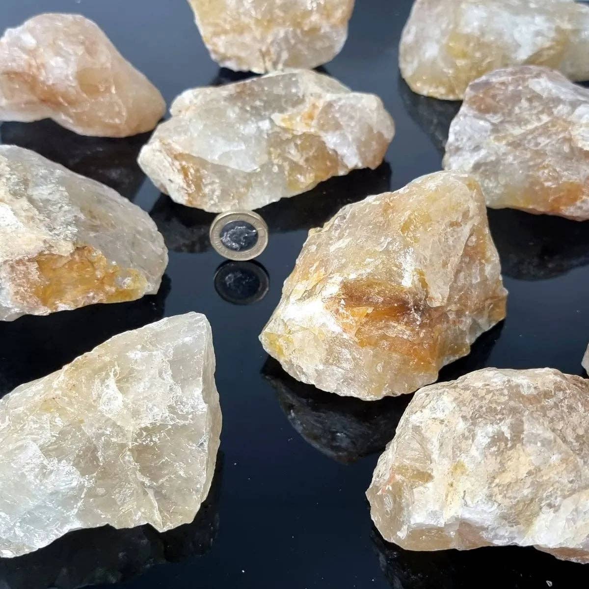 Distinction Crystals - Wholesale Spiritual Stone/Crystal - Golden Healer Quartz Crystal Raw 2KG lot1