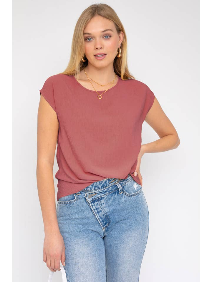 GILLI - Wholesale Blouse - Women's - SOLID WOVEN TEE WITH FRONT KNOT DETAIL22