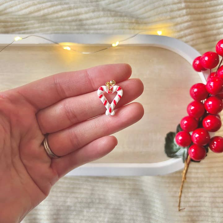 SeizeTheClayJewelry - Venta al por mayor Pendientes colgantes - Pendientes en forma de corazón de bastón de caramelo, pendientes en forma de corazón1