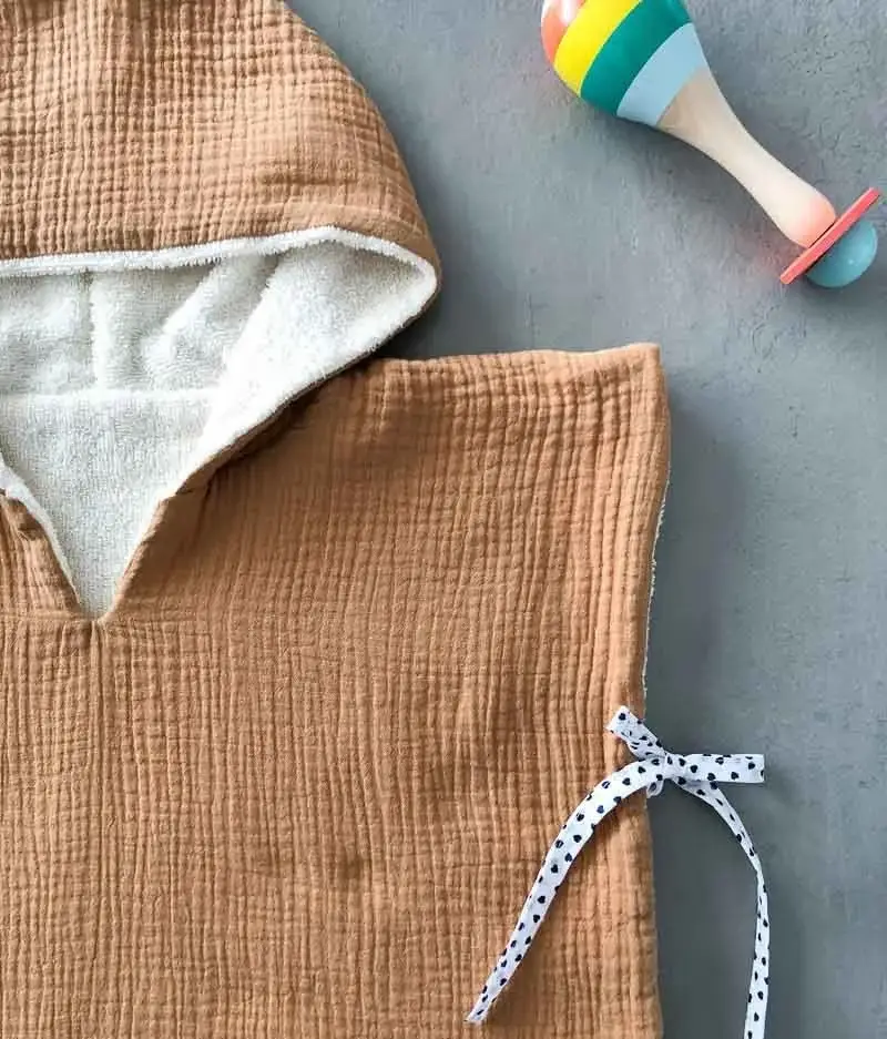 Manufacture des bébés français - Wholesale Poncho Towel - Kids & Baby - Camel bath poncho1