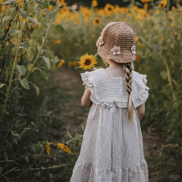 Annie & Charles – Engroshandel Bøllehat – til børn – Annie & Charles® sommerhat med papyrusblomster8