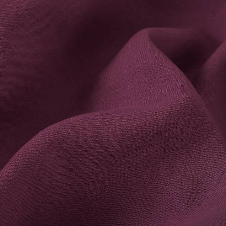 Piglet in Bed USA - Wholesale Duvet Cover - Berry Linen Blend Duvet Cover3