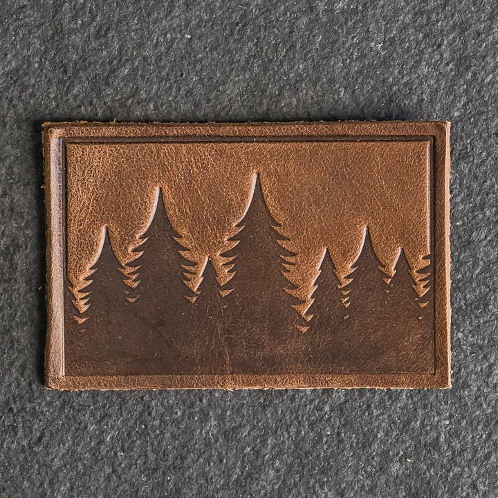 Tallbarrskam Läderlappar med Valfritt Kardborrefäste för wholesale av Ox & Pine