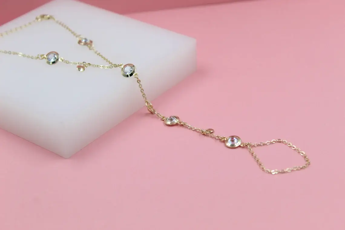 MIA Jewelry - Wholesale Link & Chain Bracelet - 18K Gold Filled Rolo Hand Chain Bracelet w/ Dangle Discs0