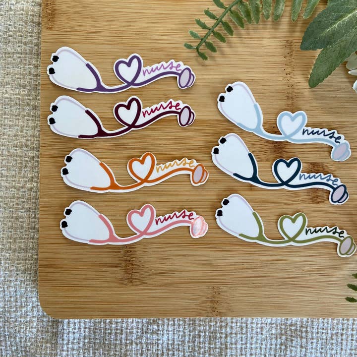 Autocollant stéthoscope infirmière | Plusieurs couleurs pour la vente par Raydiant Goods