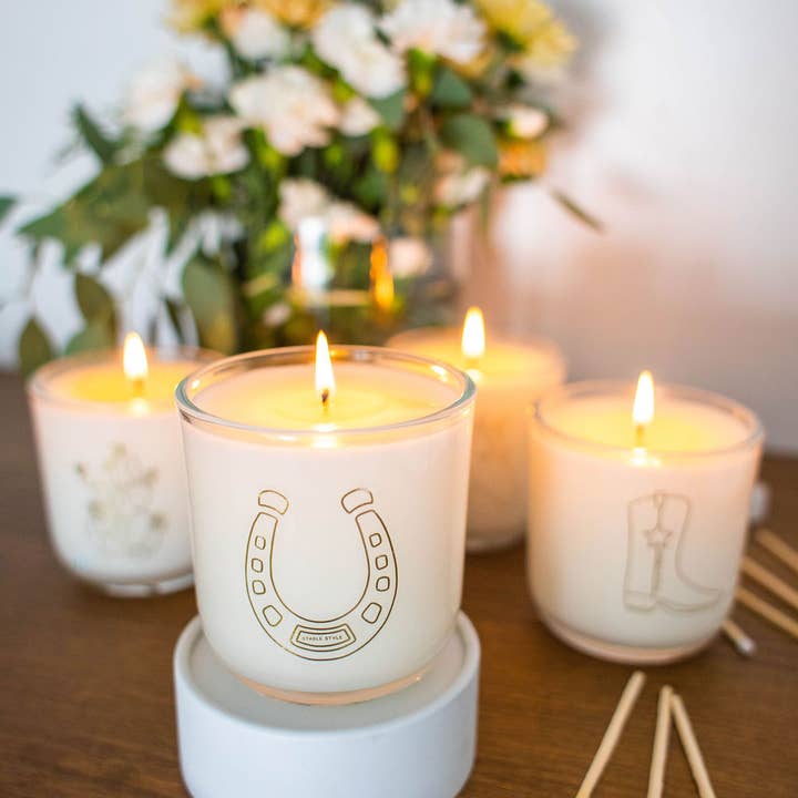 Stable Style - Wholesale Jar/Filled Candle - Horseshoe Soy Wax Candle - Lucky 4