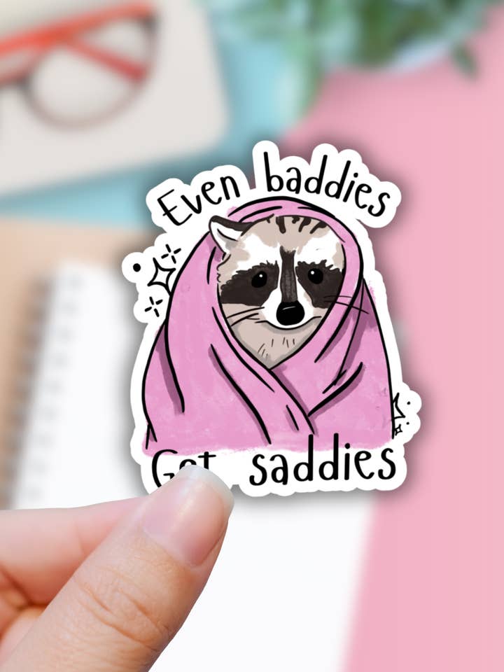 Même les méchants ont des chagrins sticker vinyle raton laveur drôle pour la vente par Lalatina Shop