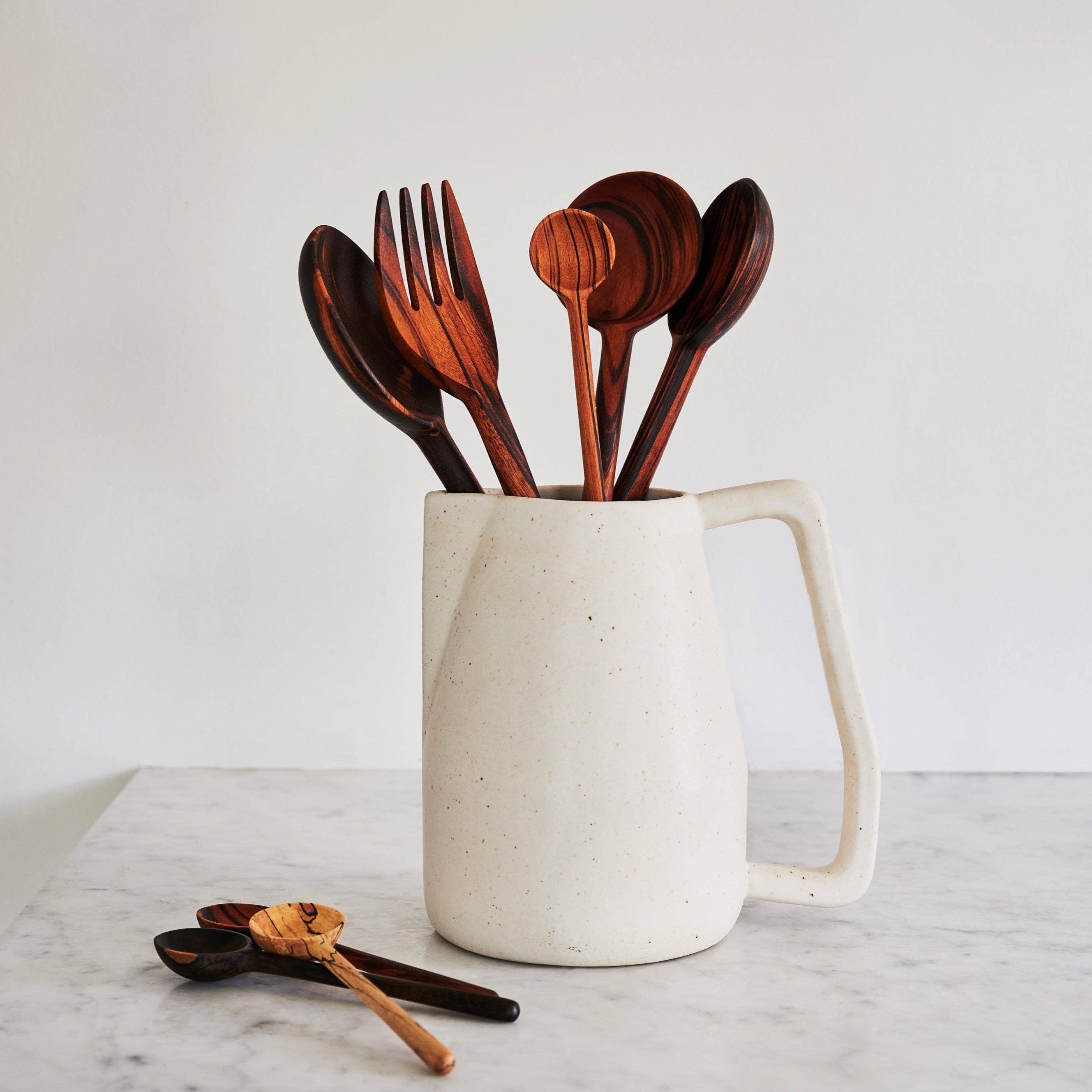 Bloomist - Wholesale Pitcher - Off-White Novah Pitcher3