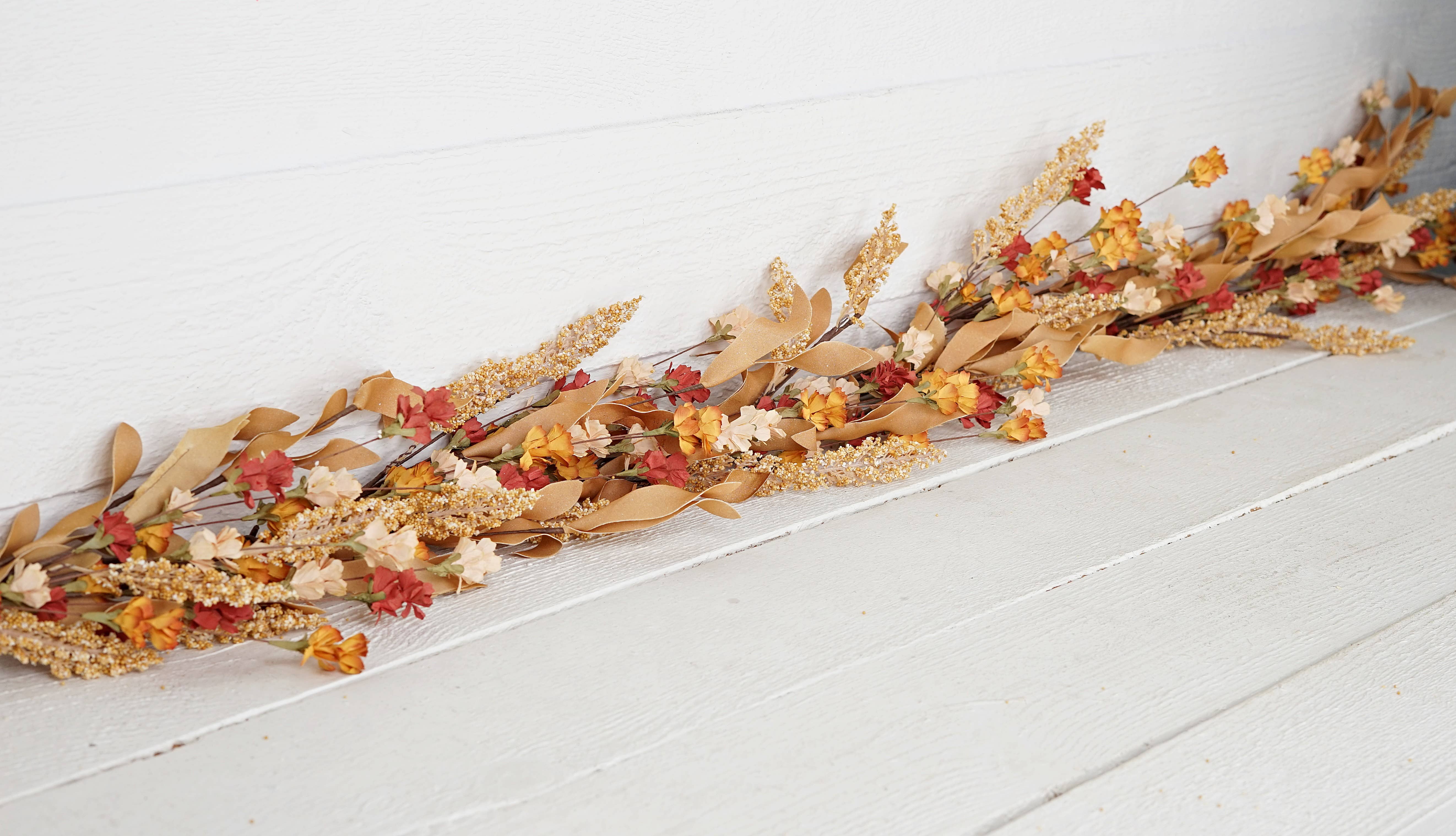 Holiday Depot Inc. - Wholesale Artificial Flowers - 31617-5ft Garland-Cluster wildflowers with leaves4