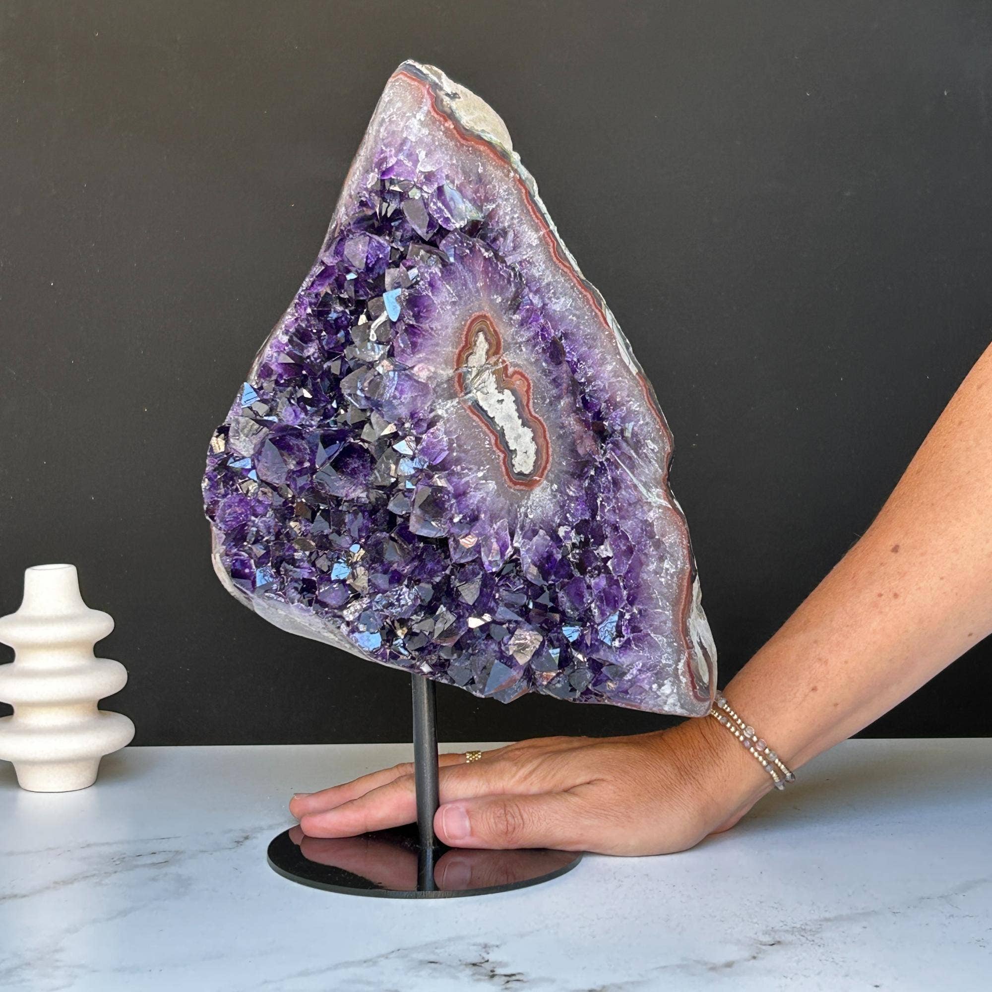 Deep Purple Project - Wholesale Spiritual Stone/Crystal - Amethyst Crystal on Stand – Natural Stone Decor5