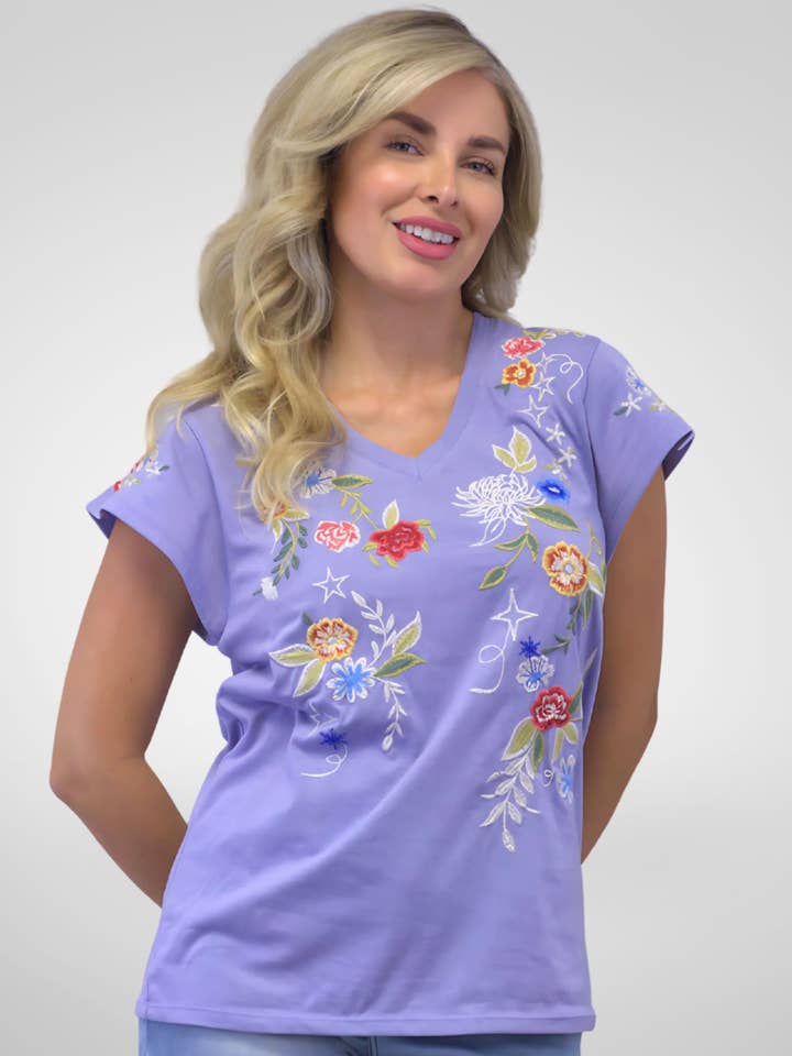 AZIZA TEE für den Großhandel von Caite & Kyla