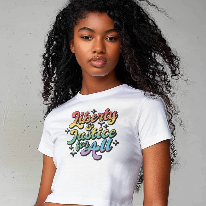 Frihed og retfærdighed for alle baby T-shirt for engroshandel hos Lucky Luna Apparel