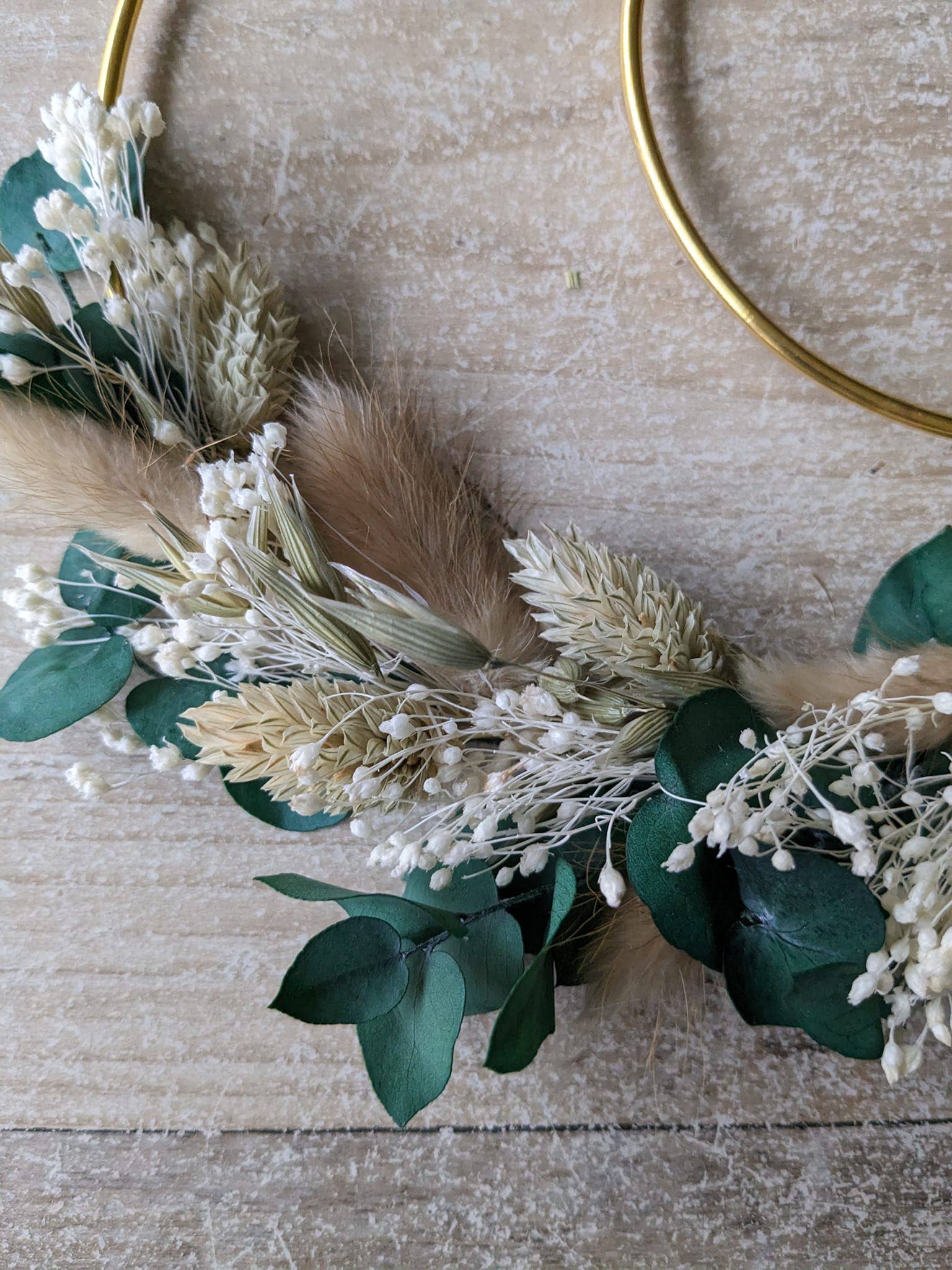 Maison Oline - Wholesale Wall Accent - FLORA | Small floral crescent-moon wall wreath2