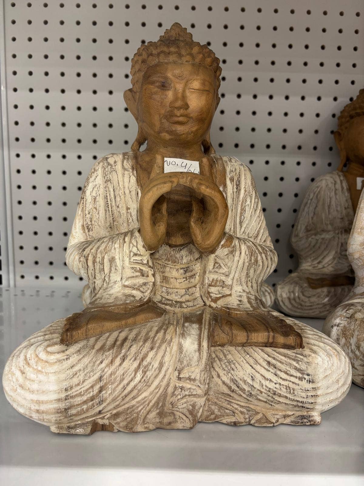 Quasar Gems USA – Großhandel Schreibtischausstattung – Kind & Baby – Weiße Buddha-Statue aus Holz, 30 cm2
