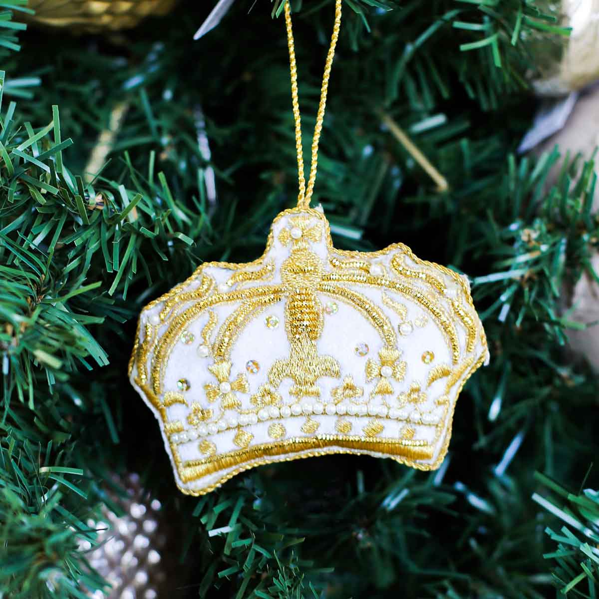 The Royal Standard - Wholesale Ornament - Crown of Joy Ornament   Gold/White   4.5x33