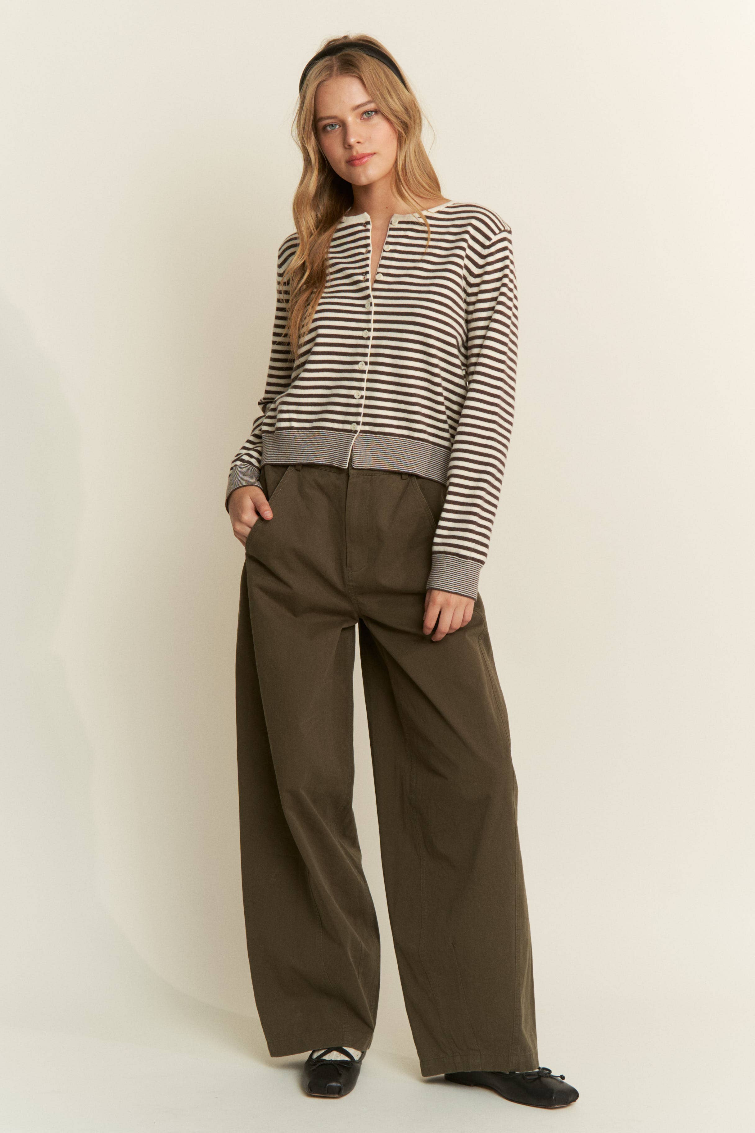 CANDESCENT - Vente Pantalon – femme - Pantalon large à taille haute et jambe ample0