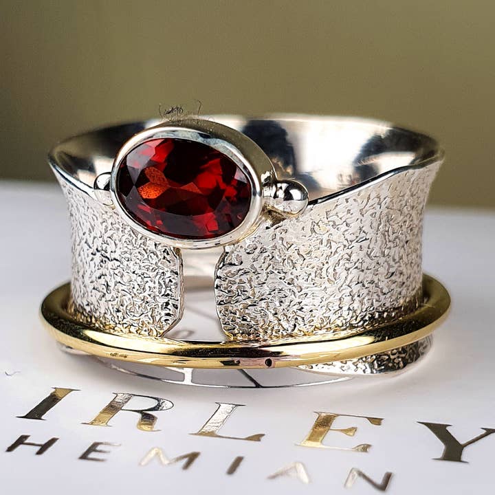 | bague spinner grenat | pour la vente par Fairley Bohemian