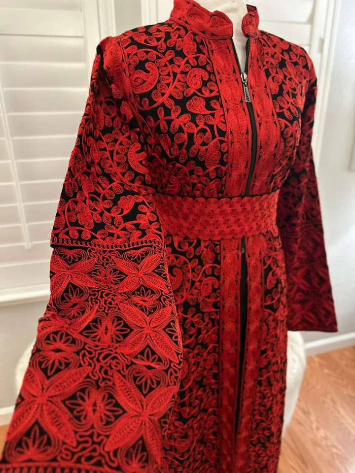 Bushra Galabiya pour la vente par Bonita Style