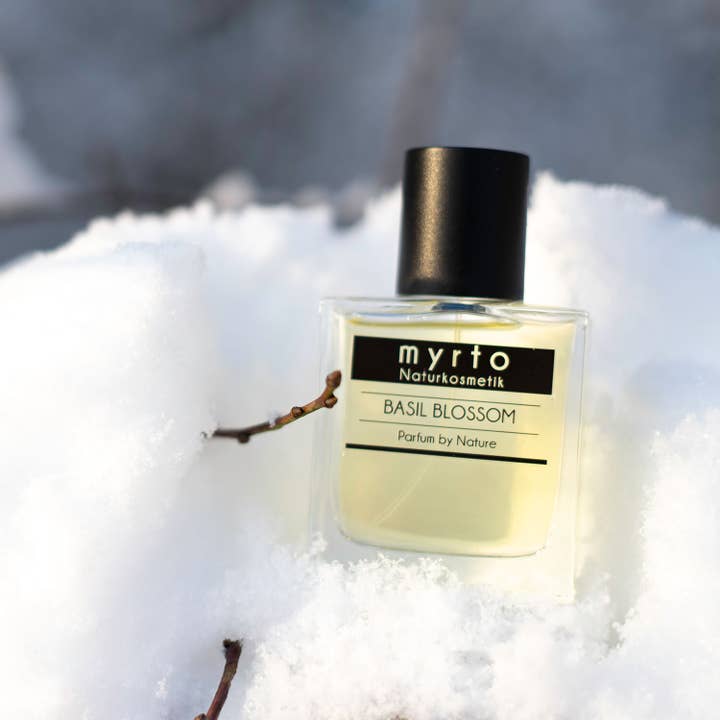 myrto Naturkosmetik - Wholesale Parfum/Eau de toilette - myrto organic natuurlijk parfum - BASIL BLOSSOM - fruitige geur - uniseks1