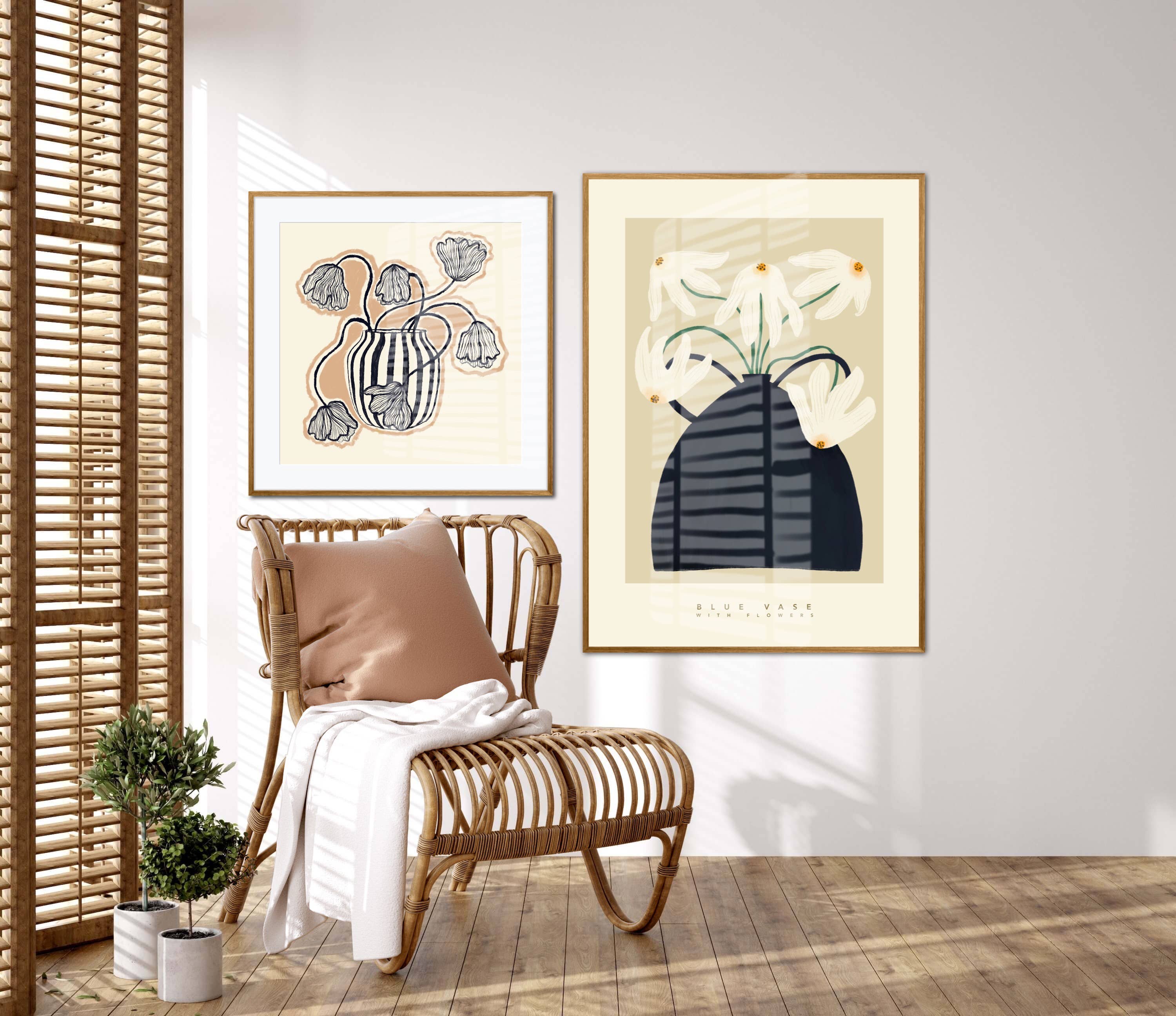 Kate Fox Design – wholesale Konsttryck – Vas i blått konsttryck, konsttryck, handritad konst, knäppa4