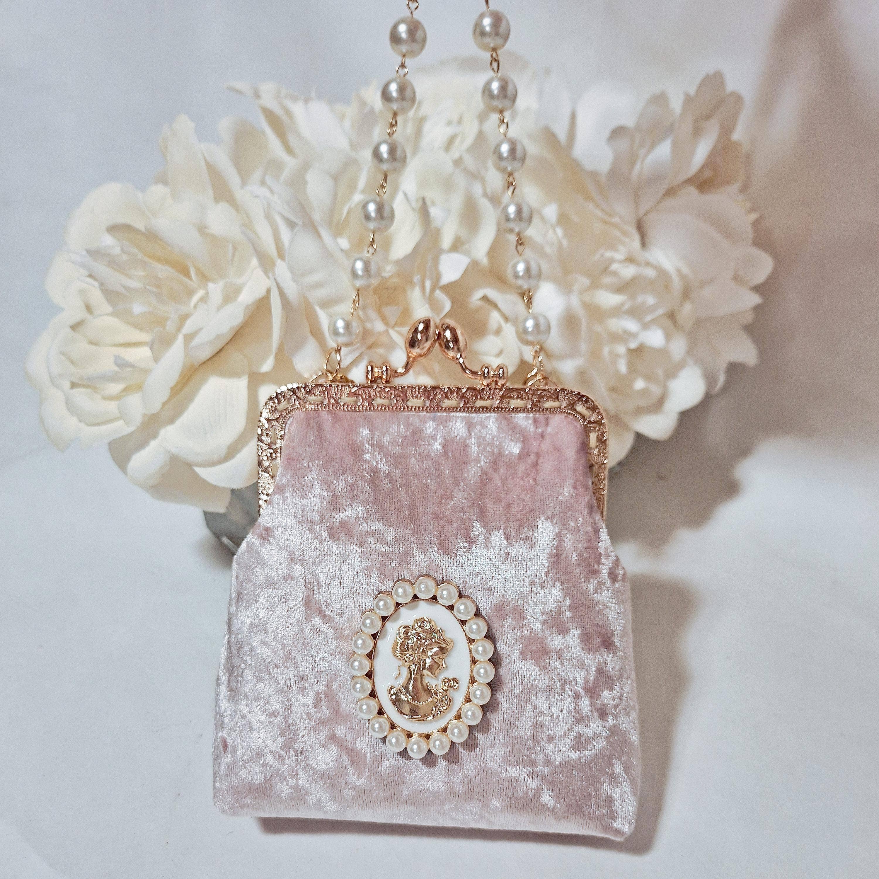 LeisTextileStudio - Wholesale Wallet - Women's - Handmade Velvet Vintage Kiss lock Handbag With Card Holder2