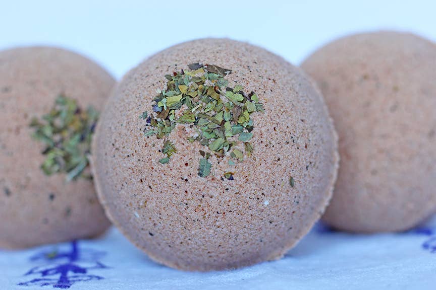 Red Cat Apothecary - Wholesale Bath Bomb/Fizz - Abundance Ritual Bath Bomb | Milk + Musky Spice Luxury4