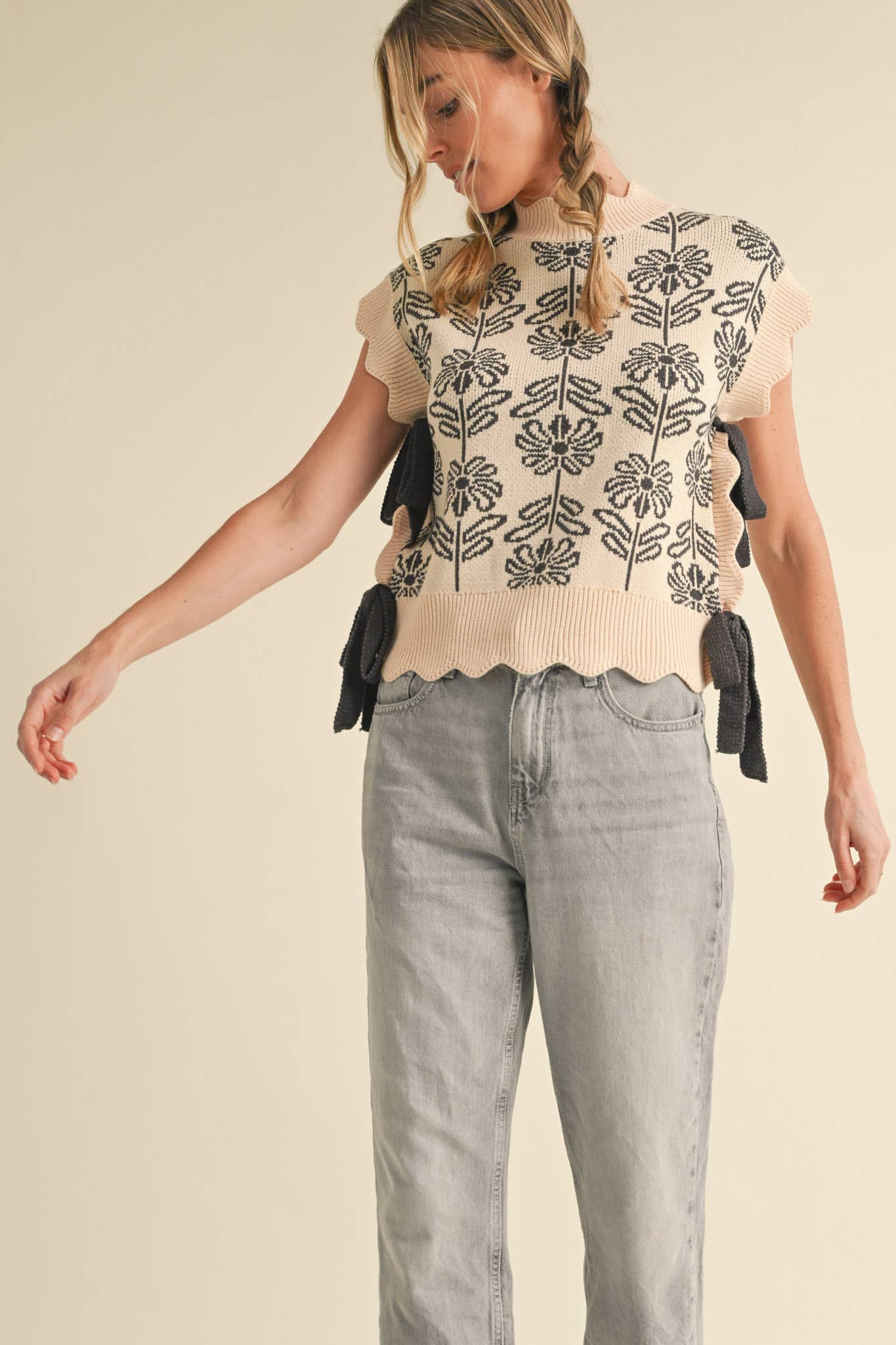 &MERCI – wholesale Tröjväst – Dam – MOCKNECK BLOMMIG TRÖJVÄST MSW10743103