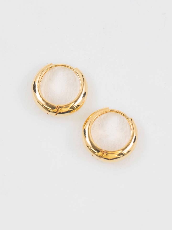 Elegance Huggie Hoop Earrings | Gold for wholesale by Lovoda