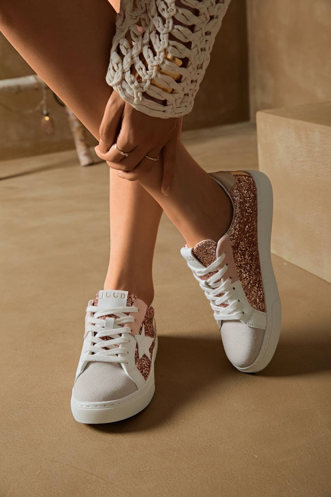 ERYNN - Wholesale Lifestyle Sneakers - Women's - lace-up sneakers - Mylie10