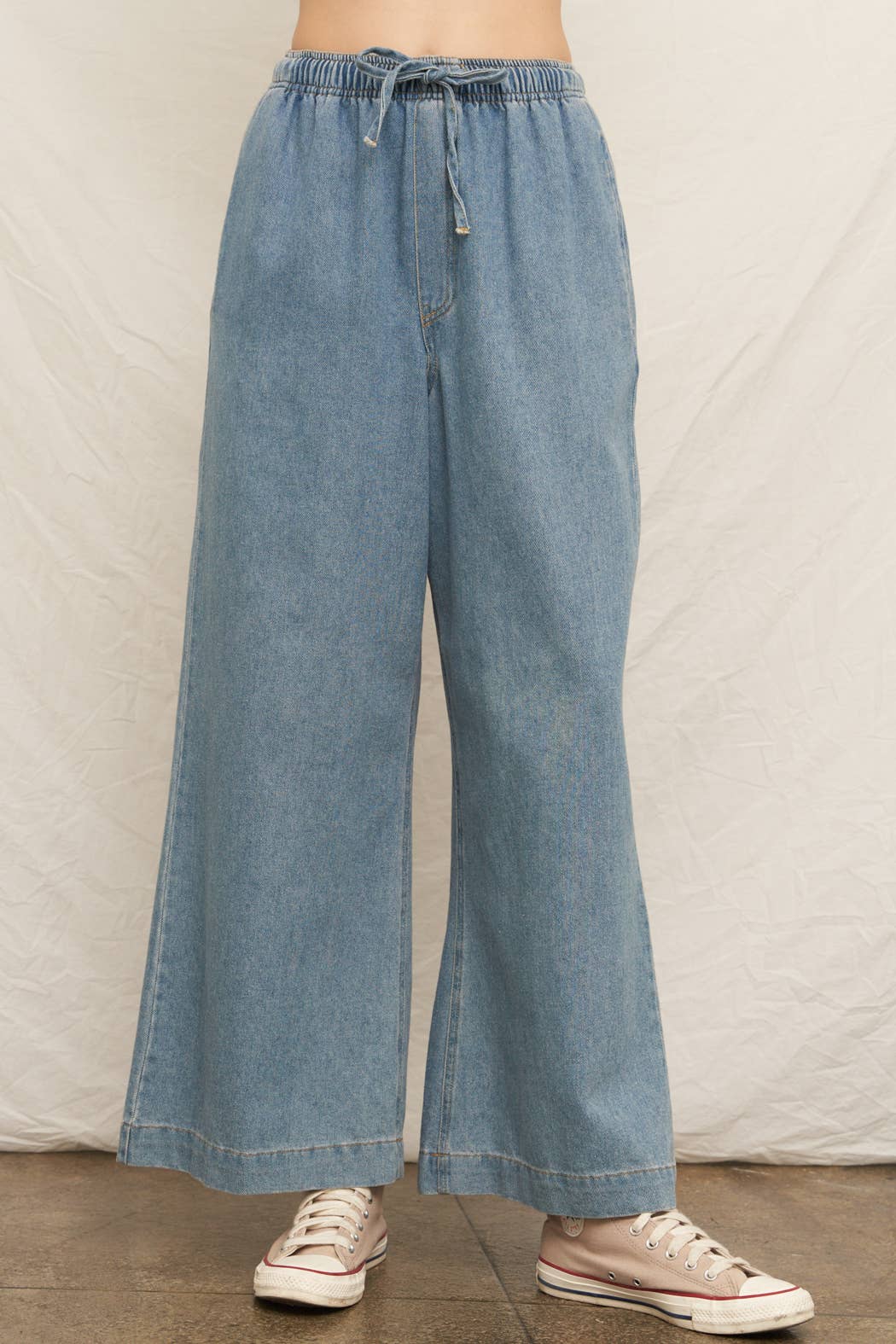 Wide Leg Denim Pants with Elastic Waistband for wholesale on Faire0
