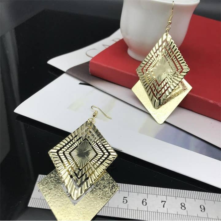 MoodGold - Wholesale Dangle Earrings - Strikingly Exaggerated Oval Geometric Earrings4