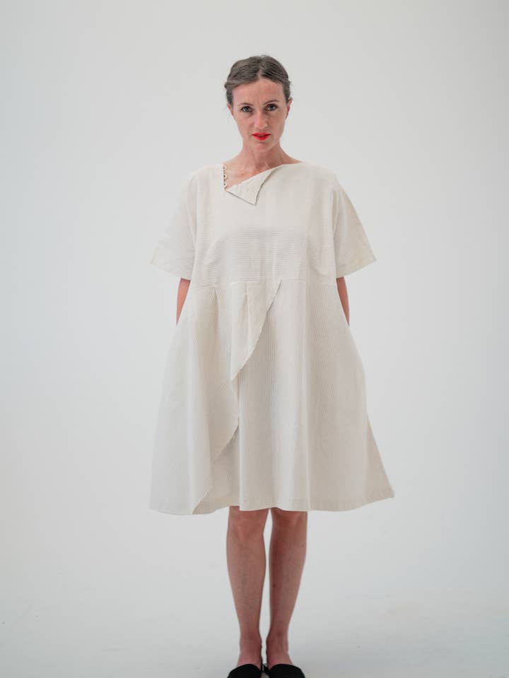 Short sleeve dress for wholesale by Valeorchid