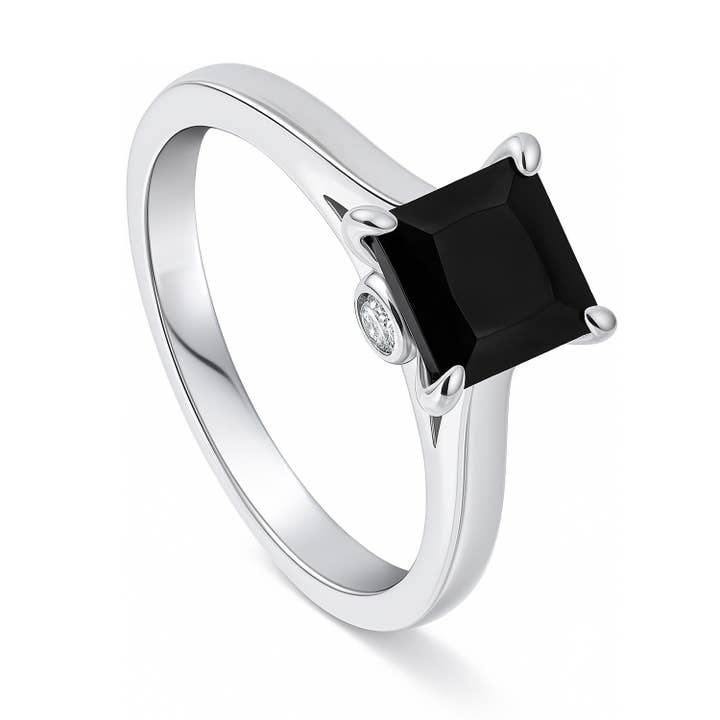 Anello solitario con promessa in argento sterling con CZ nero BERRICLE per la vendita all'ingrosso da parte di BERRICLE