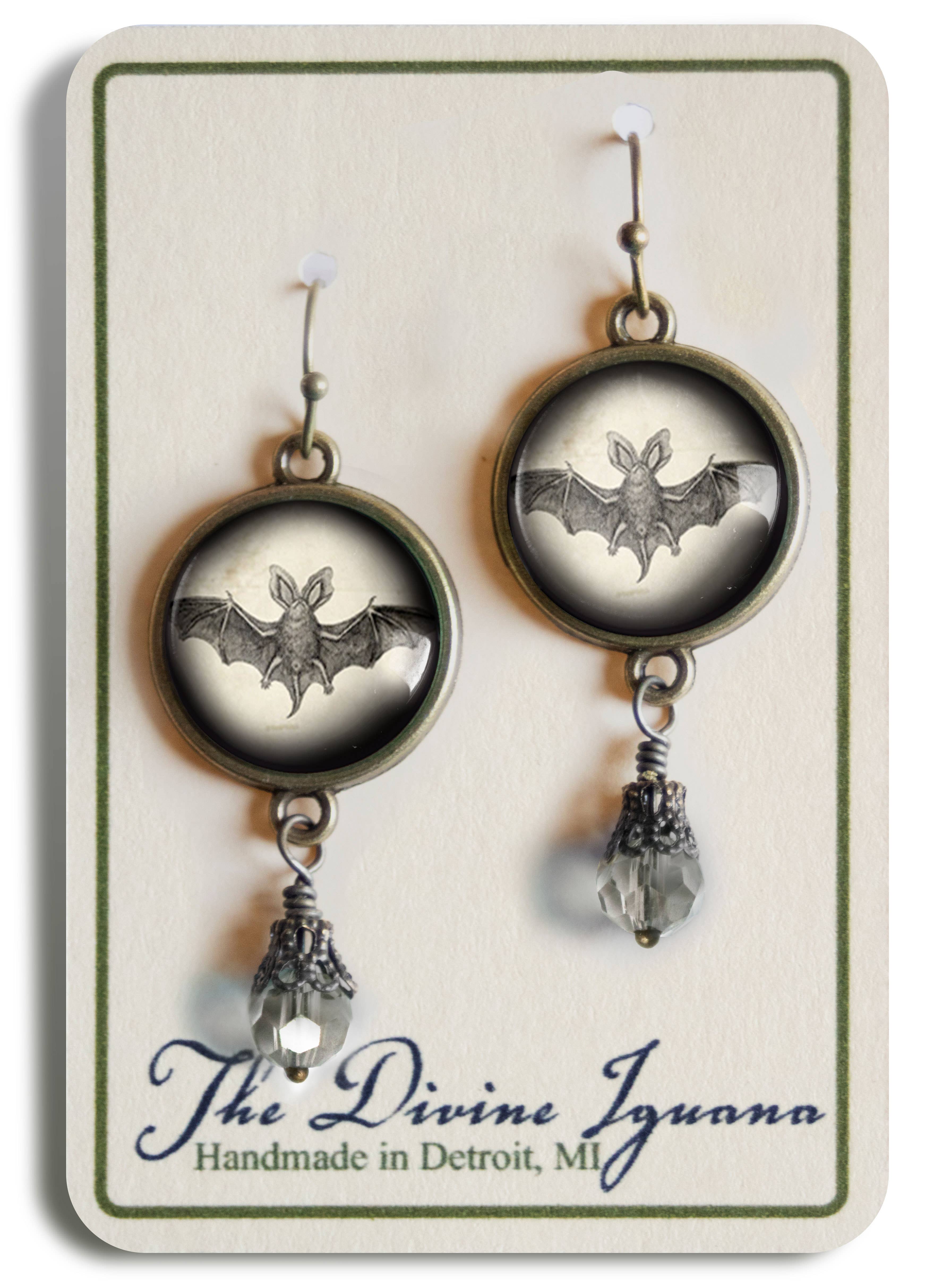 The Divine Iguana - Wholesale Dangle Earrings - Victorian Bat Goth Halloween Earrings3